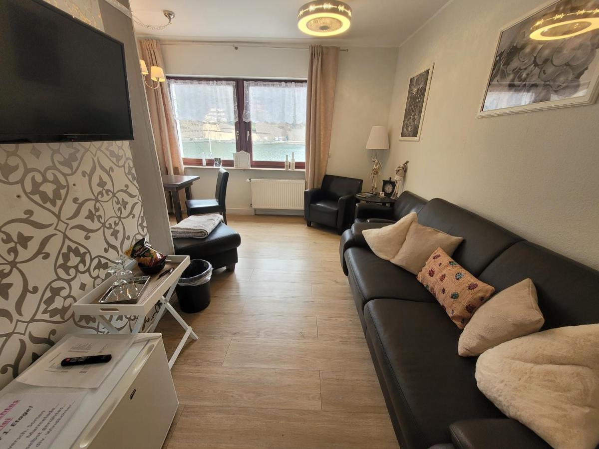 Gaestehaus Burgberg, Weinhaus Fries Kattenes Екстер'єр фото