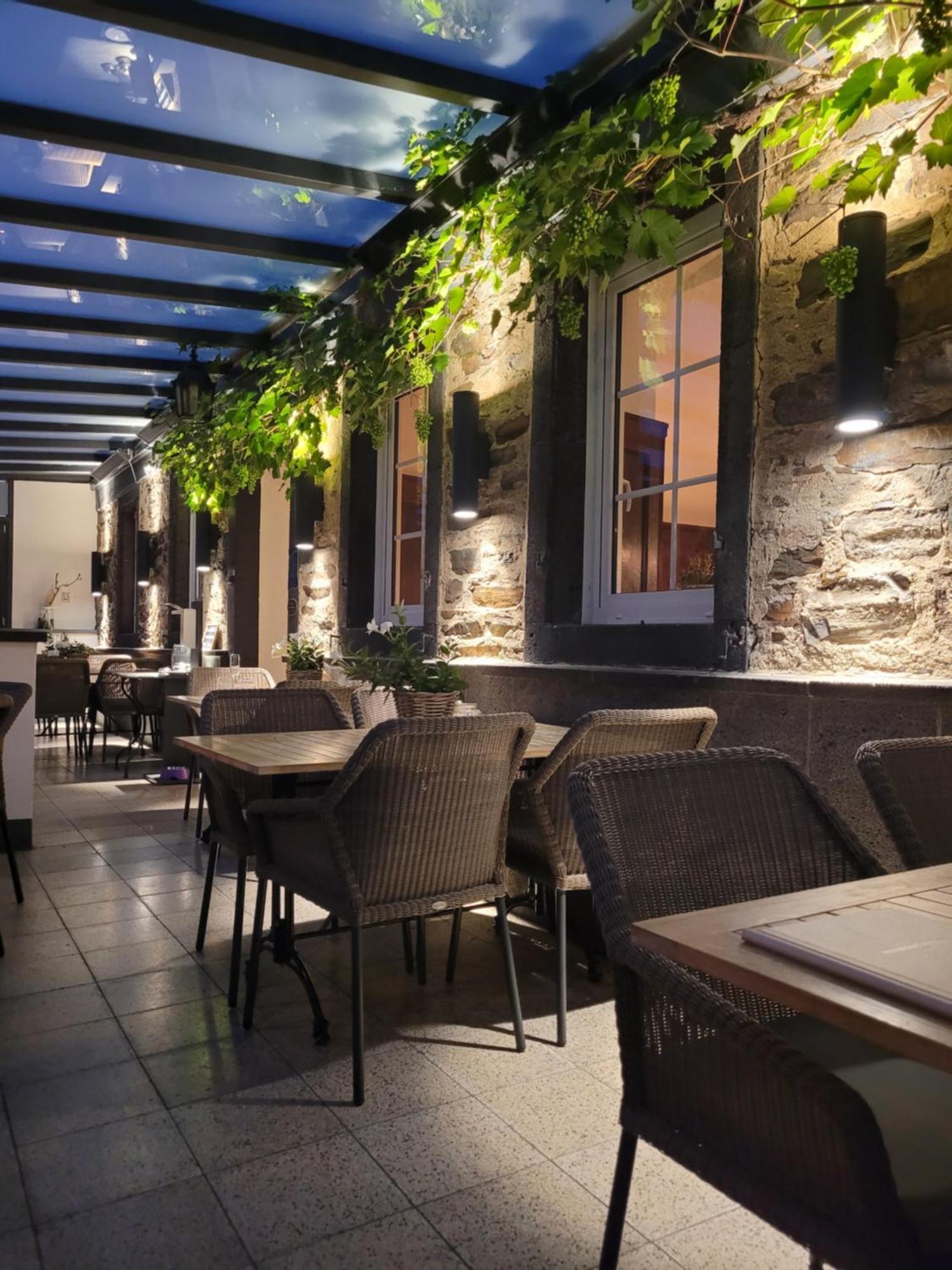 Gaestehaus Burgberg, Weinhaus Fries Kattenes Екстер'єр фото
