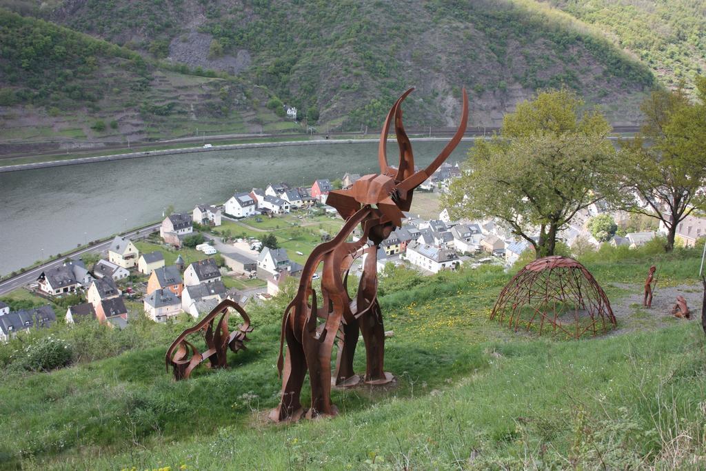 Gaestehaus Burgberg, Weinhaus Fries Kattenes Екстер'єр фото