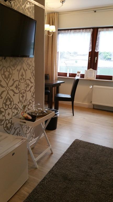 Gaestehaus Burgberg, Weinhaus Fries Kattenes Екстер'єр фото