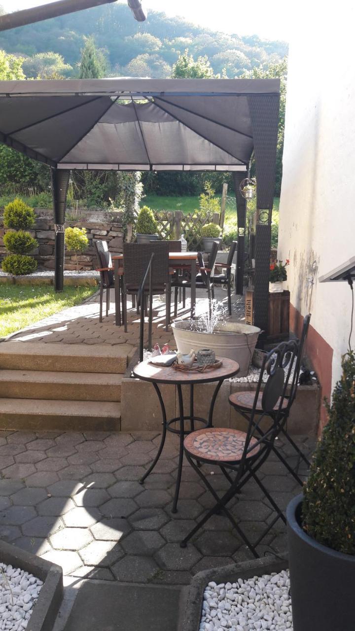 Gaestehaus Burgberg, Weinhaus Fries Kattenes Екстер'єр фото