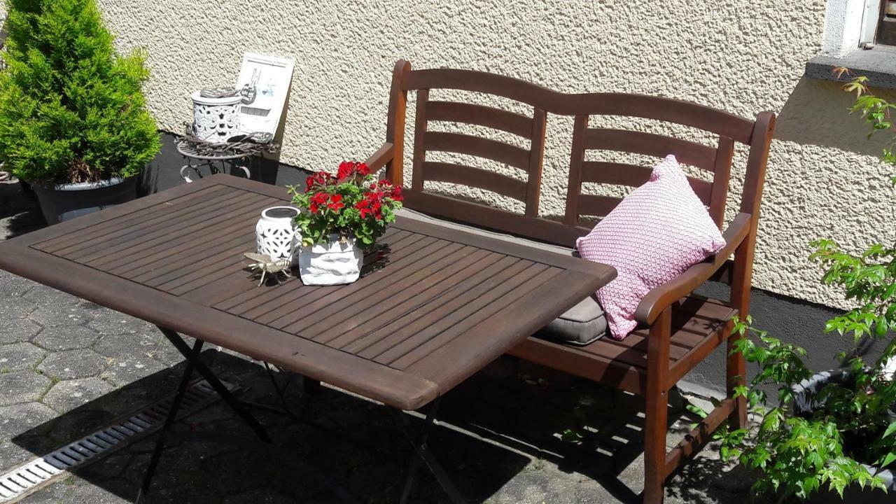 Gaestehaus Burgberg, Weinhaus Fries Kattenes Екстер'єр фото